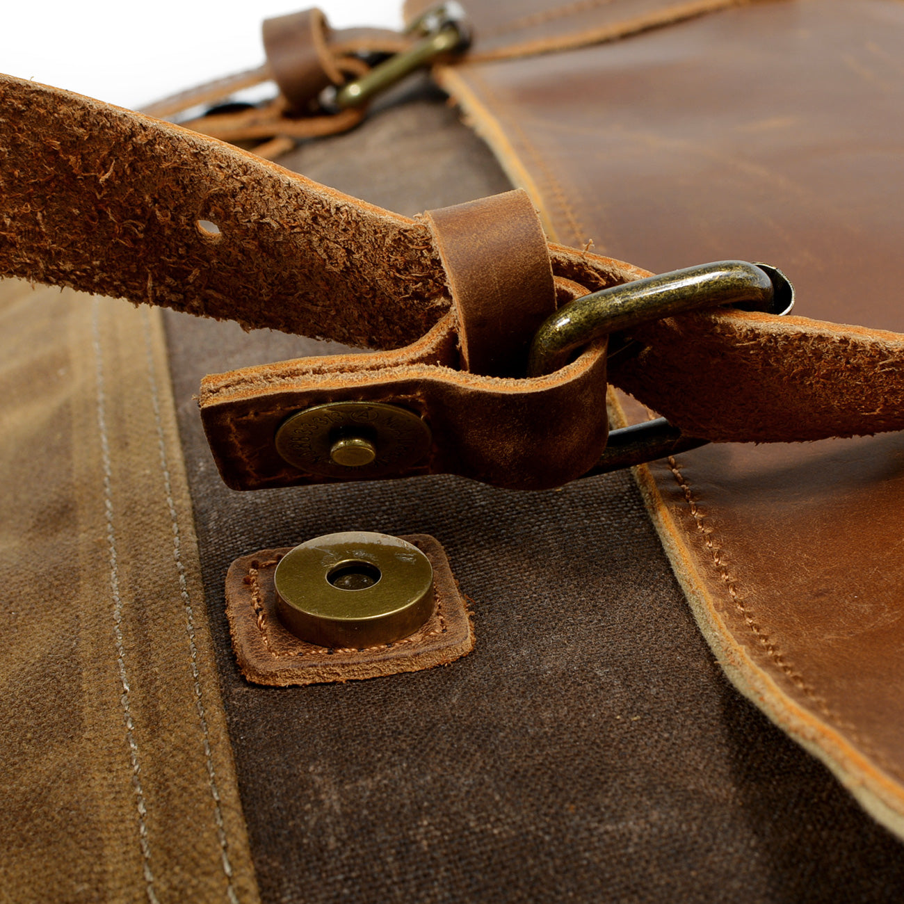 Waxed Canvas Messenger Bag | Atacama