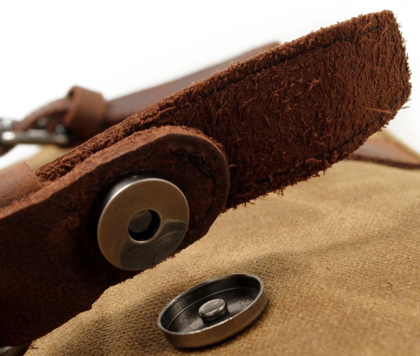 Canvas Crossbody Messenger Bag  | Daintree