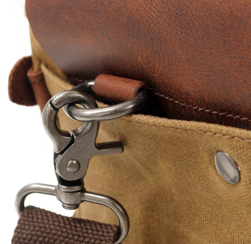 Canvas Crossbody Messenger Bag  | Daintree