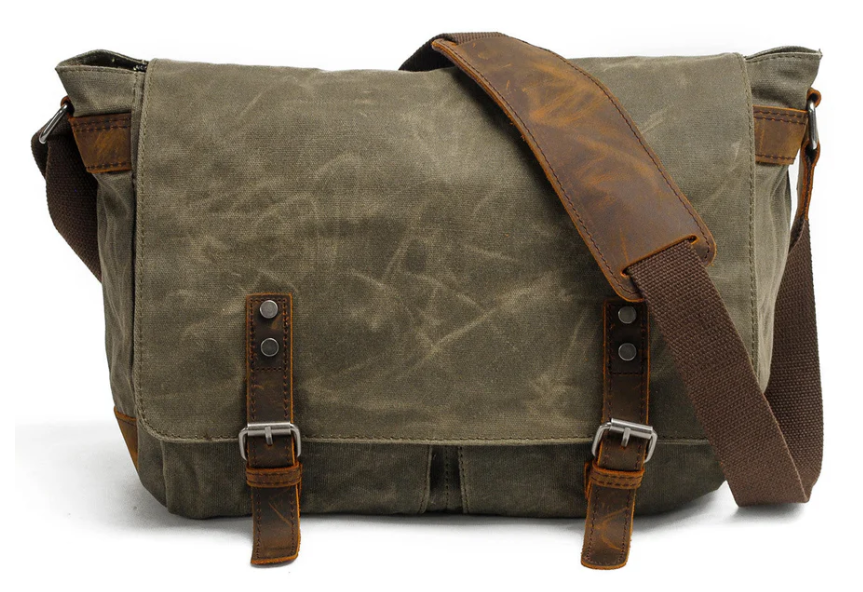 Retro shoulder bag with brown accents and adjustable strap, perfect for casual outings and daily use.