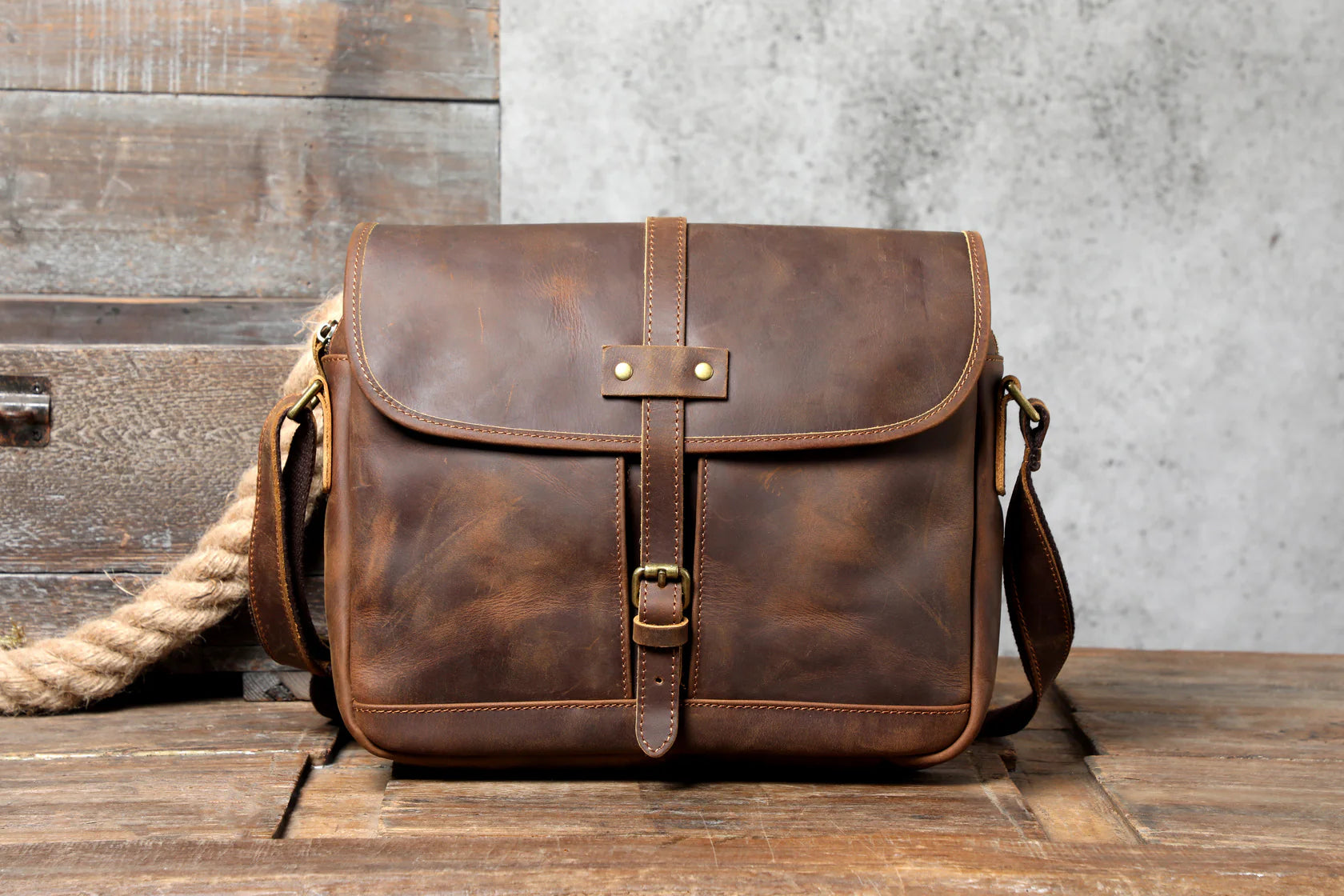 Vintage Leather Messenger Bag | Petra