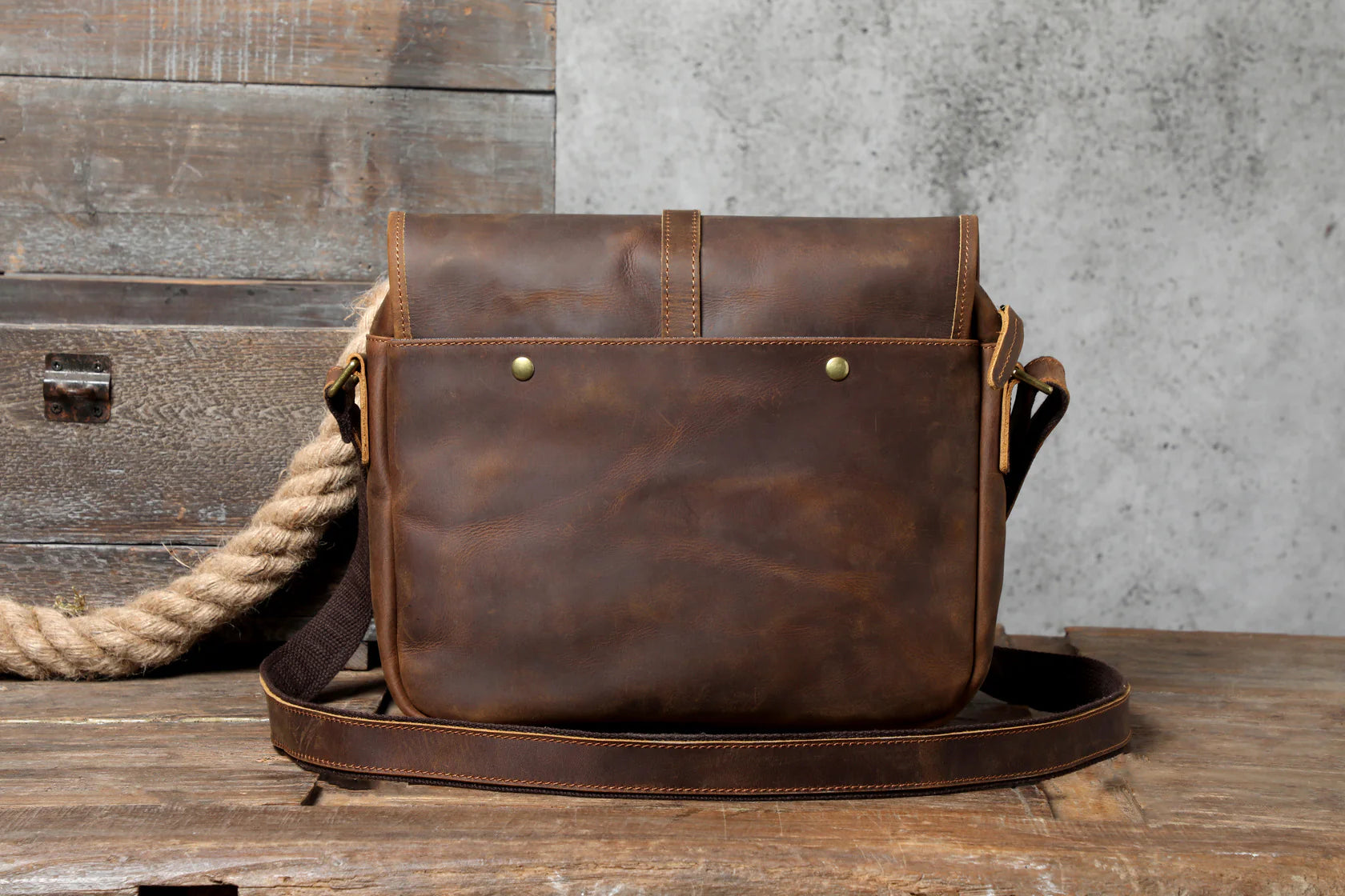 Vintage Leather Messenger Bag | Petra