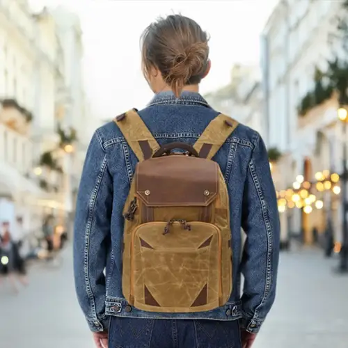 Vintage Camera Backpack | Sierra Nevada